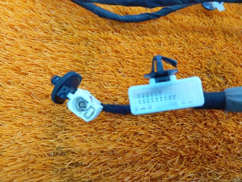 Проводка двери