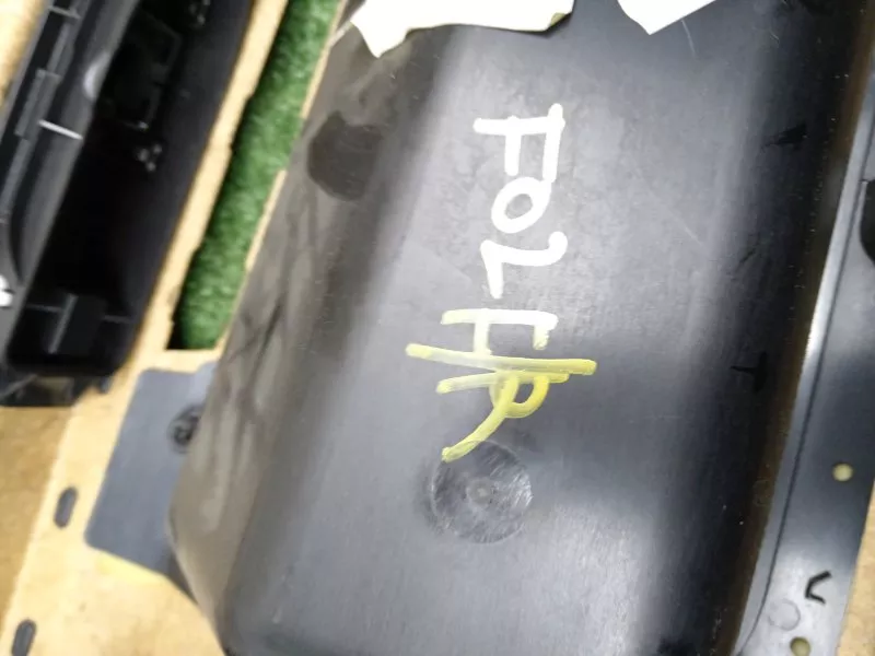 Обшивка двери BMW 7-Series 2010 51419160802 F02, передняя правая