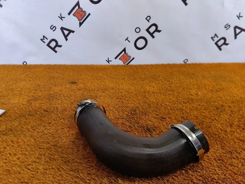 Патрубок интеркулера