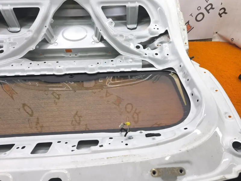 Крышка багажника