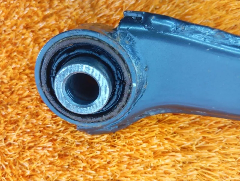 Рычаг подвески