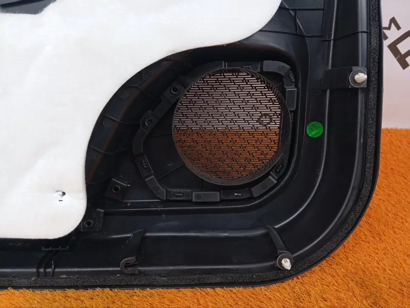 Обшивка двери