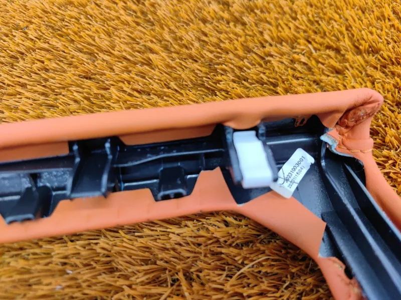 Декоративная накладка торпедо