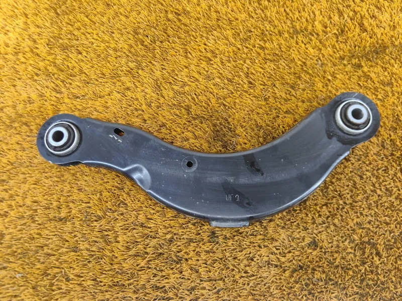 Рычаг подвески