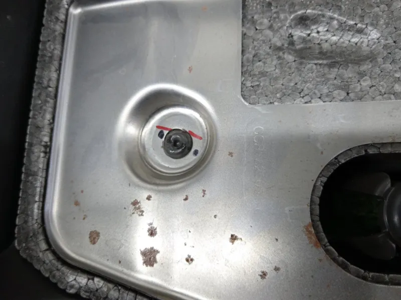 Кожух рулевой колонки