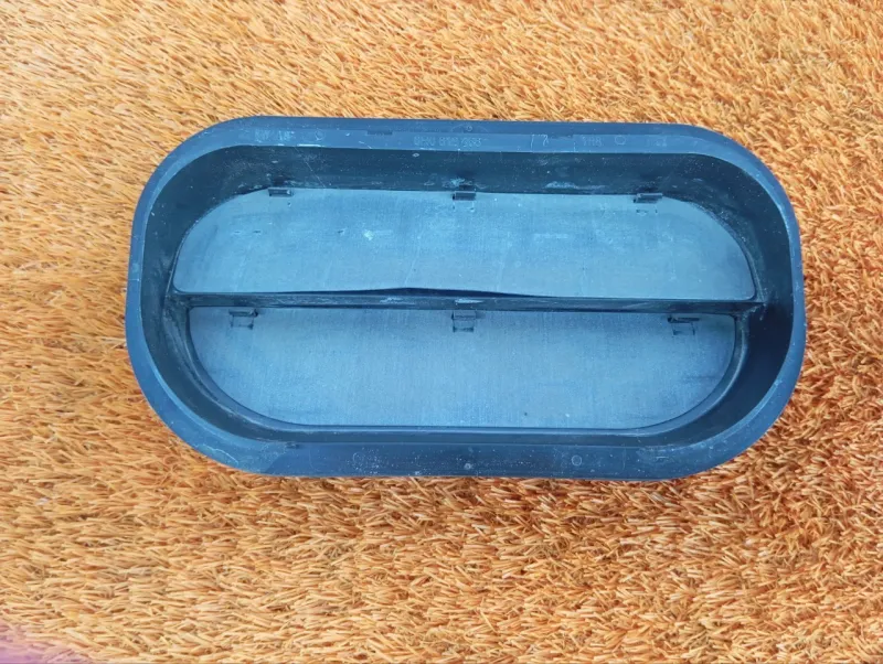 Решетка вентиляционная