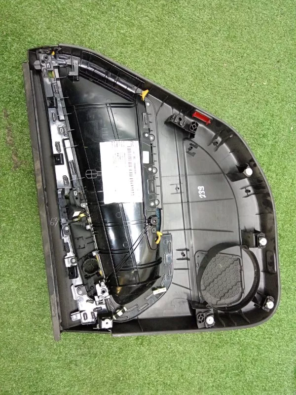 Обшивка двери Audi A3 2005 8P4867303P 8P, задняя левая