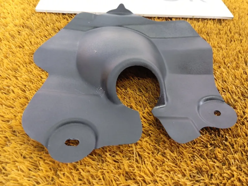 Кожух рулевой колонки