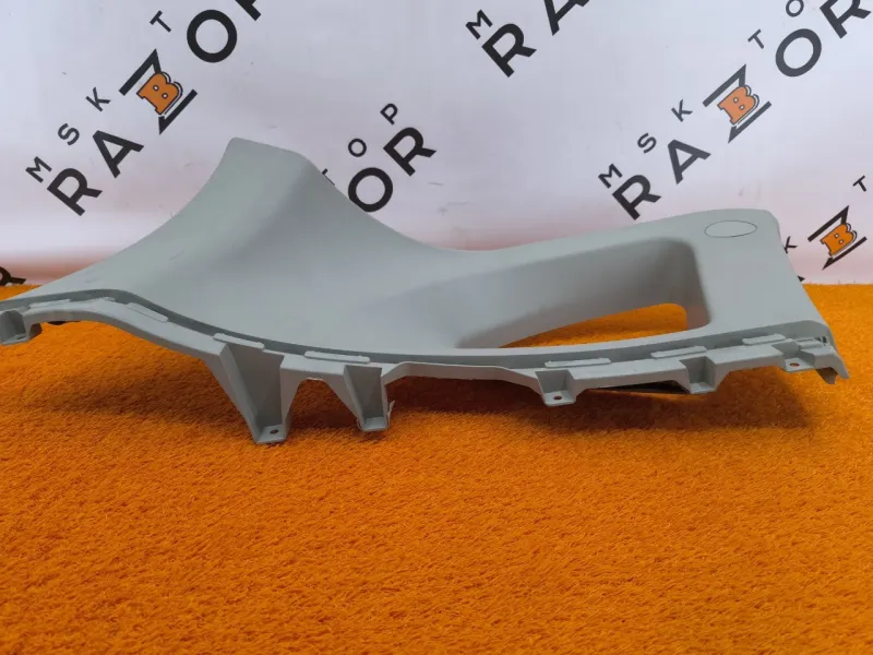 Накладка на стойку кузова