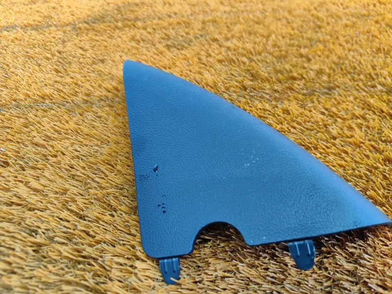 Накладка в салоне