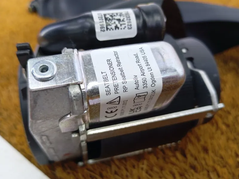 Ремень безопасности