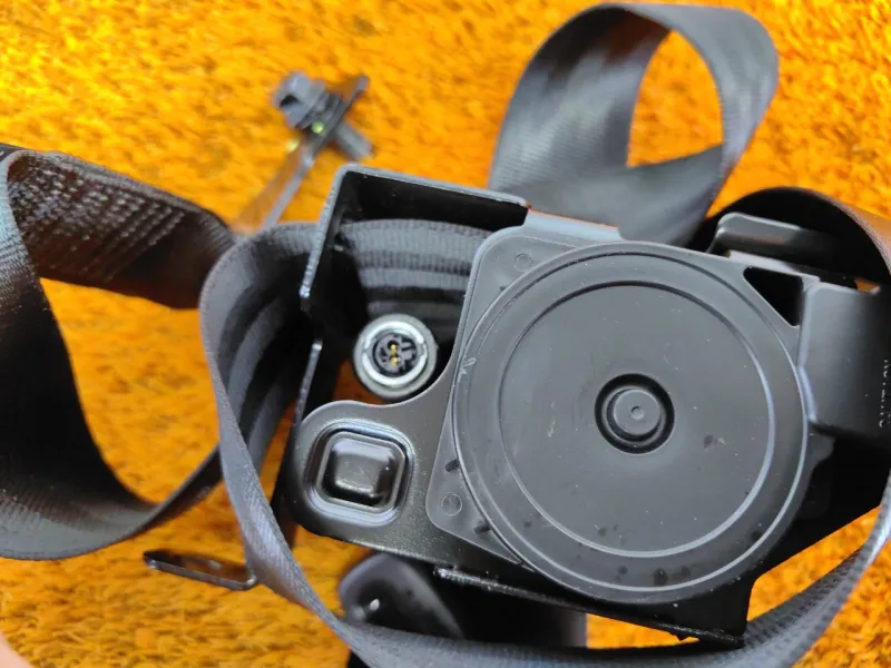 Ремень безопасности