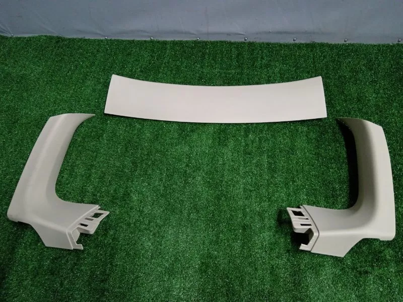 Обшивка двери багажника