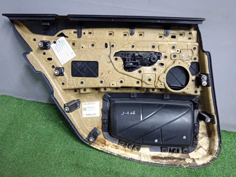 Обшивка двери BMW 5-Series 2010 51427273184 F10, задняя правая