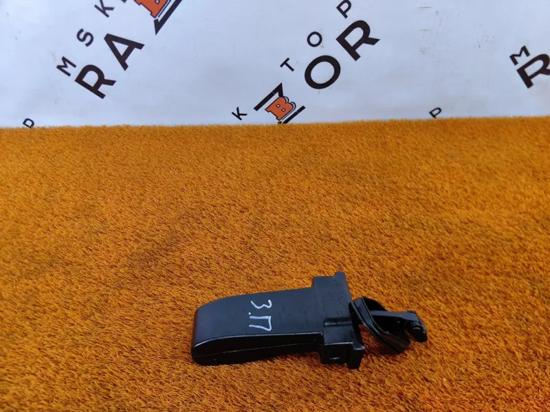 Ограничитель двери