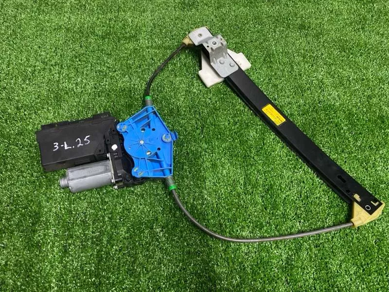 Стеклоподъемник Audi A4 2006 8E0839461B B7, задний левый