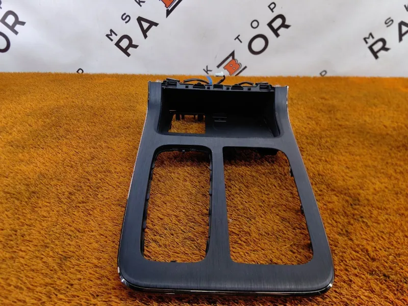 Накладка центральной консоли