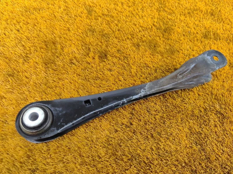 Рычаг подвески