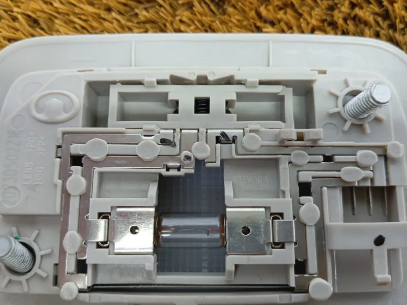 Плафон салона