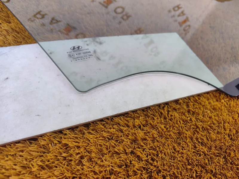 Стекло двери