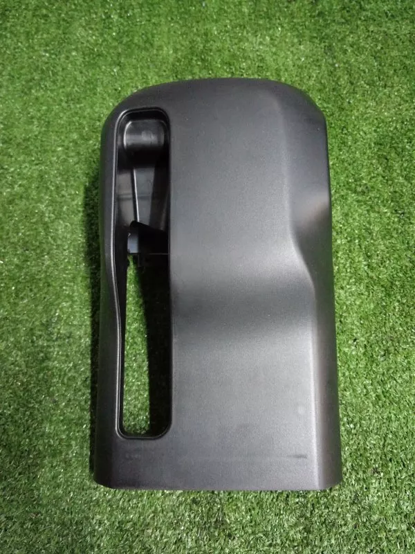 Кожух рулевой колонки