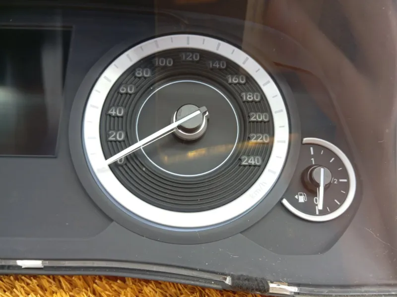 Панель приборов