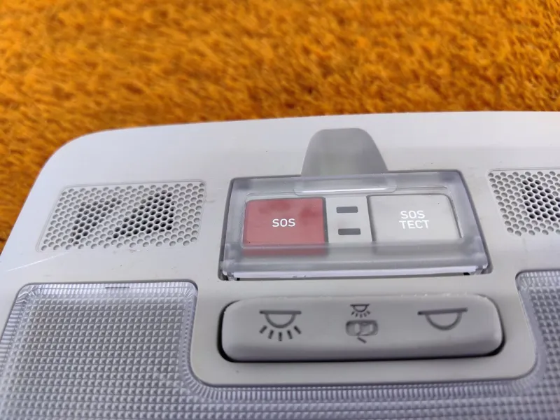 Плафон салона