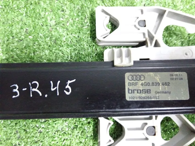 Стеклоподъемник Audi A6 2011 4G0839462 C7, задний правый
