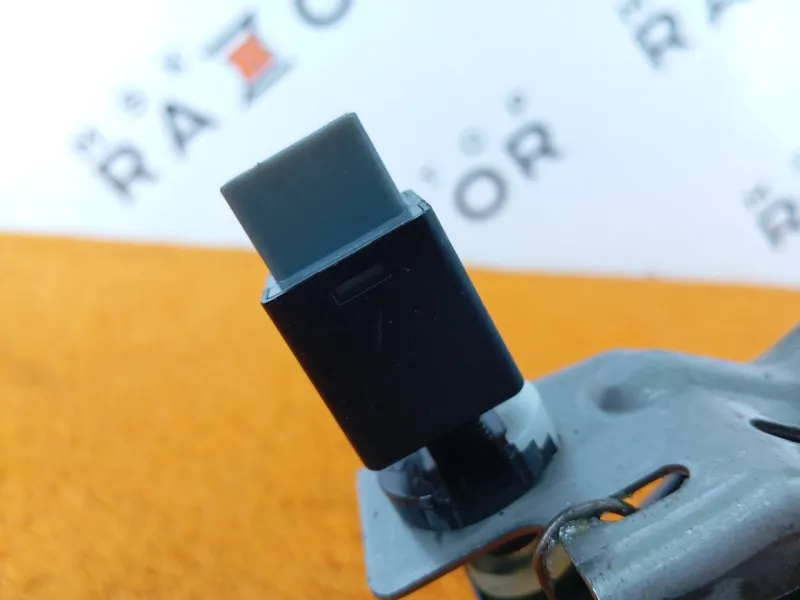 Педаль тормоза