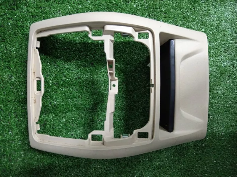 Накладка центральной консоли