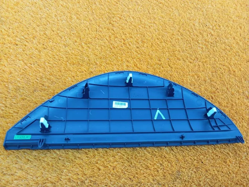 Накладка на торпедо