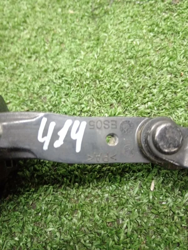 Ограничитель двери