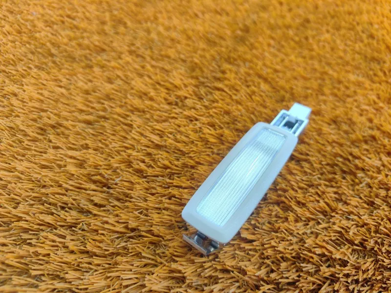 Плафон салона