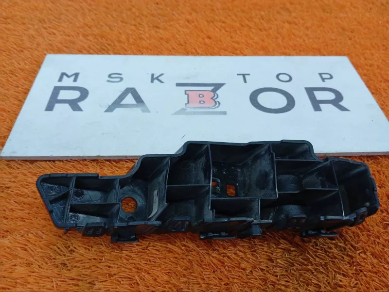 Кронштейн бампера