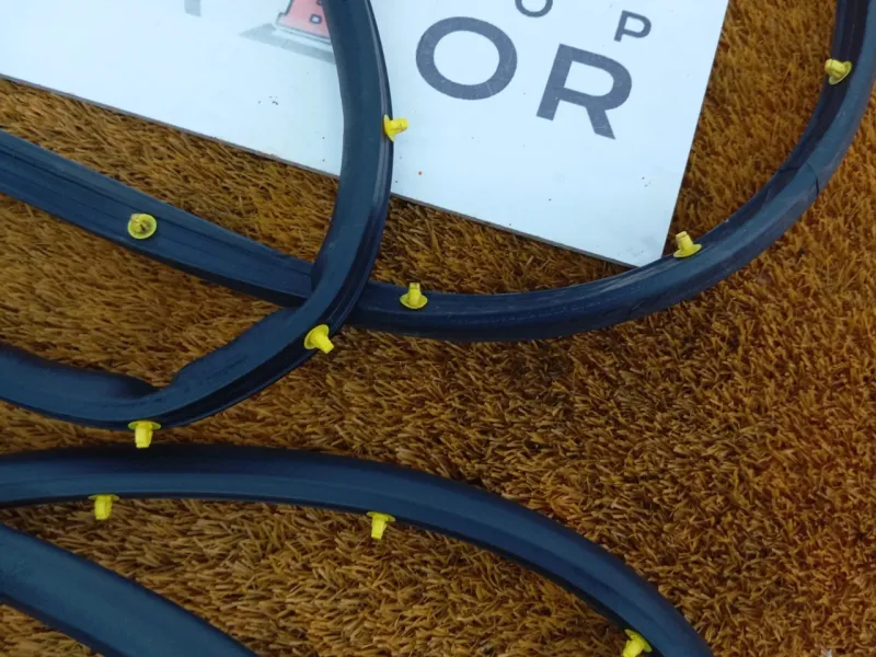 Уплотнитель двери