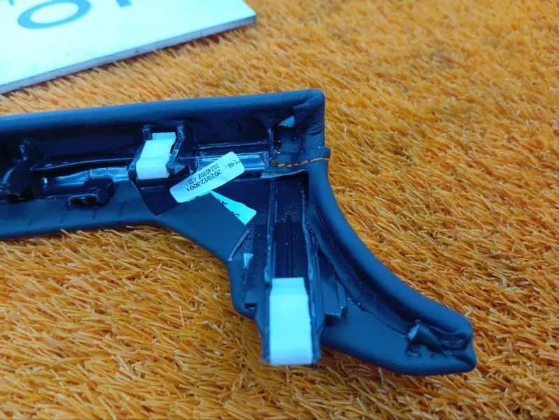 Декоративная накладка торпедо