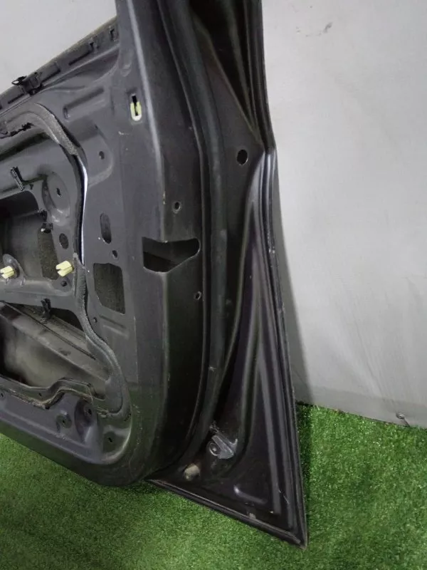 Дверь BMW 3-Series 2005 41007203644 E90, передняя правая