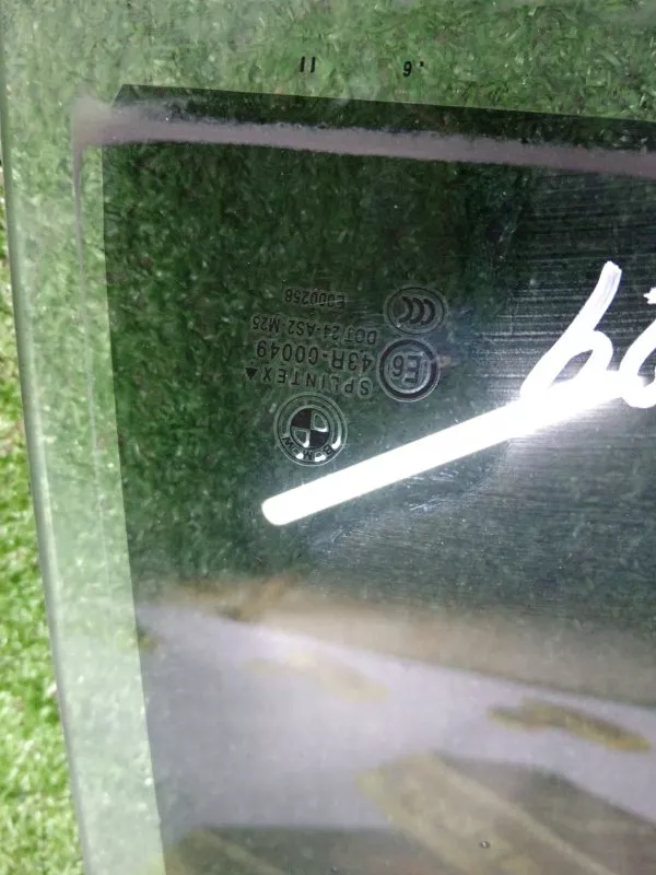 Стекло двери BMW 5-Series 2006 51357110636 E60/E61, заднее правое