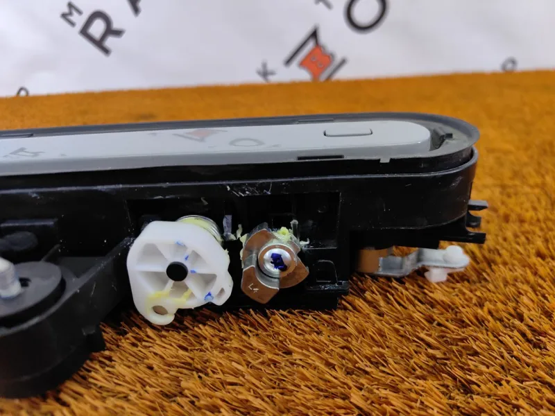 Ручка двери наружняя