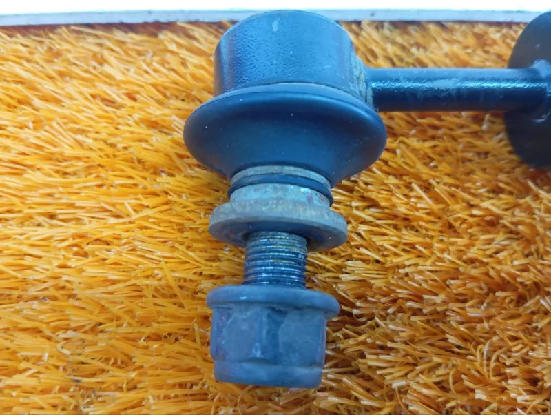 Стойка стабилизатора