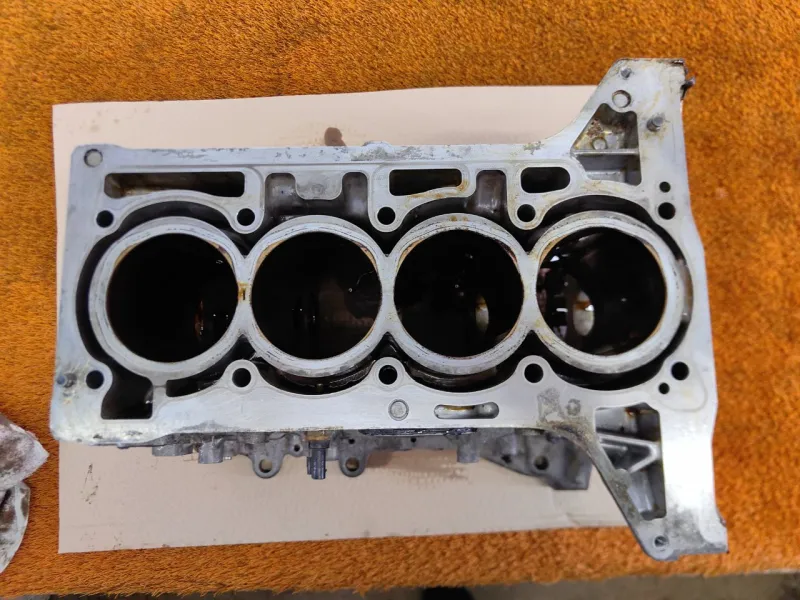 Блок цилиндров