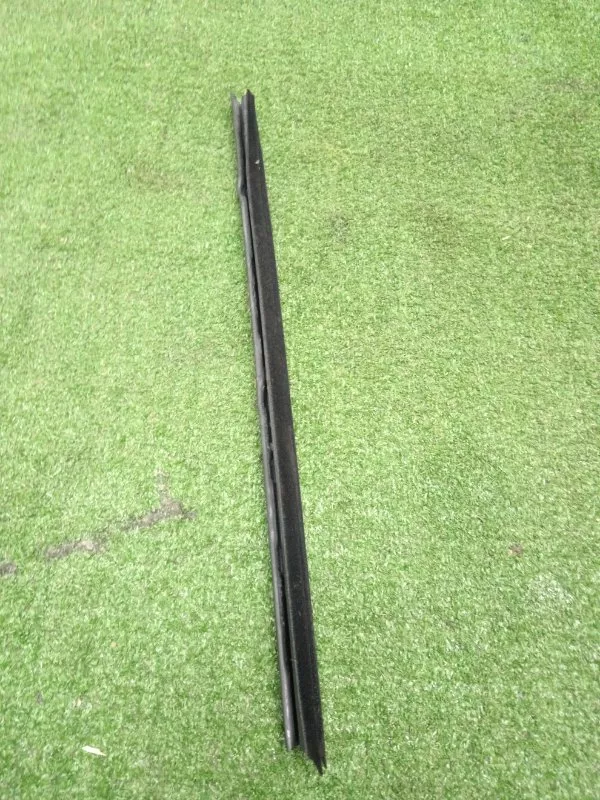 Уплотнитель двери