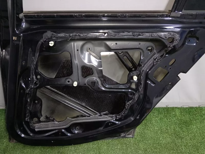 Дверь BMW 3-Series 2007 41007203648 E90, задняя правая