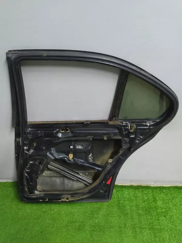 Дверь BMW 5-Series 1998 41528266722 E39, задняя правая
