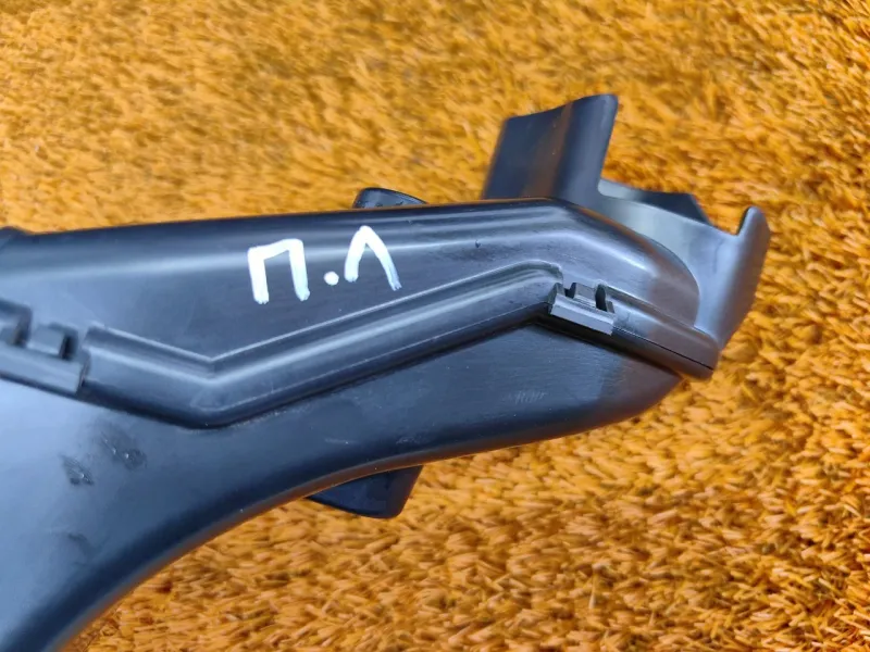 Воздуховод отопителя