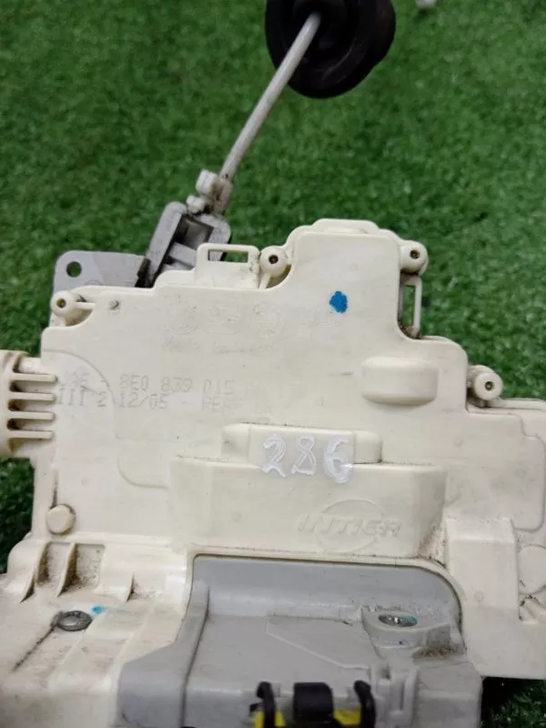 Замок двери