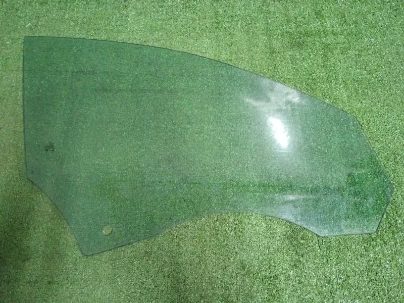 Стекло двери Audi A5 2010 8T8845202B 8T, переднее правое