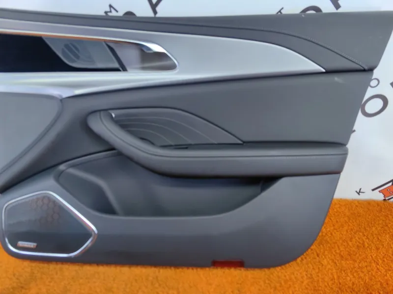 Обшивка двери