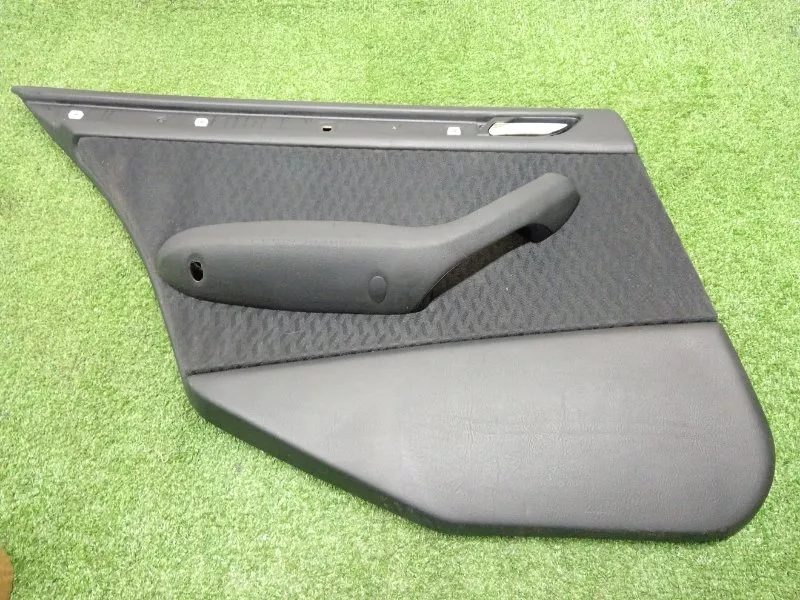 Обшивка двери BMW 3-Series 1999 51428224537 E46, задняя левая