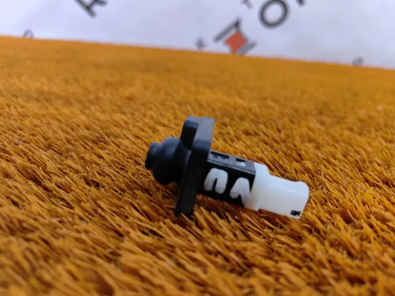 Датчик открытия двери